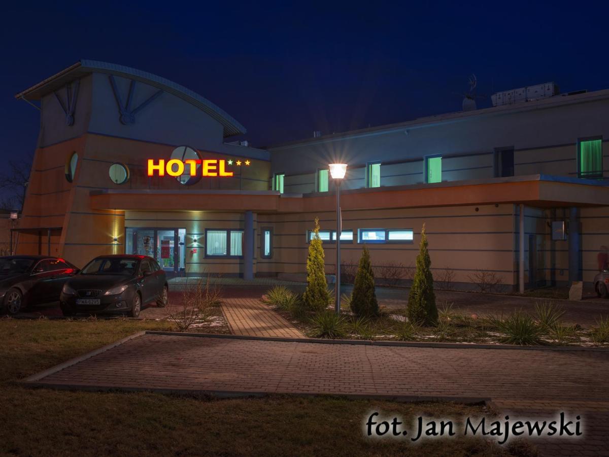 Majewski Hotel & Spa Malbork Exterior foto
